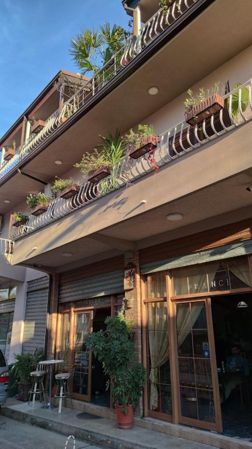 Lille France Apartments Shkodra Exterior foto