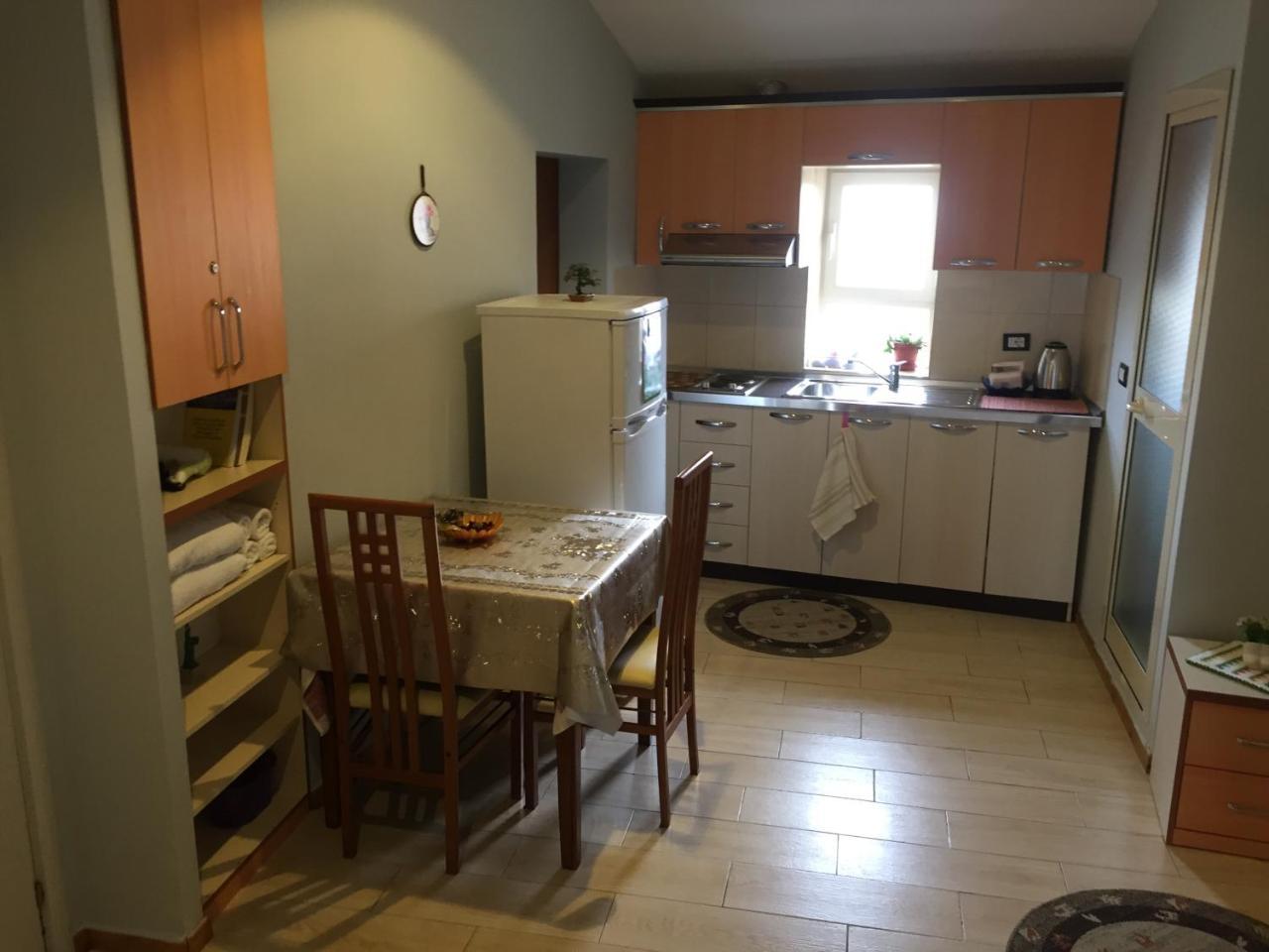 Lille France Apartments Shkodra Exterior foto