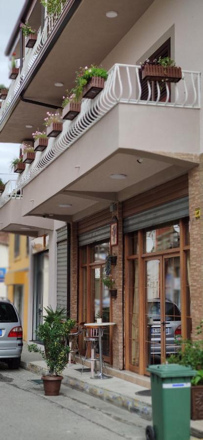 Lille France Apartments Shkodra Exterior foto